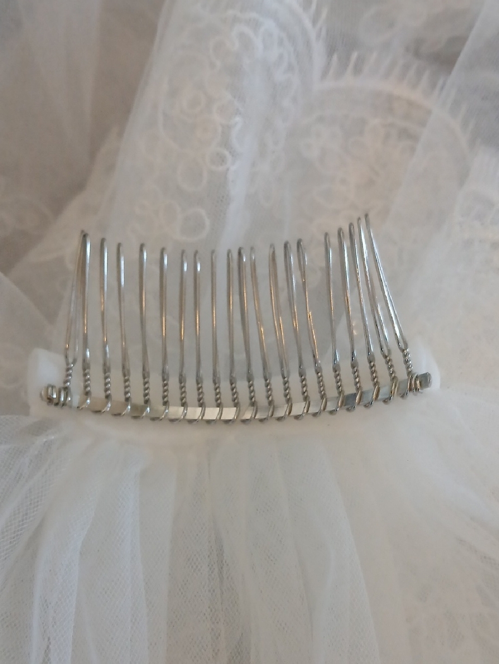 David's Bridal White Two Tier Lace Tulle Embellished Bridal Veil - Picture 9 of 17